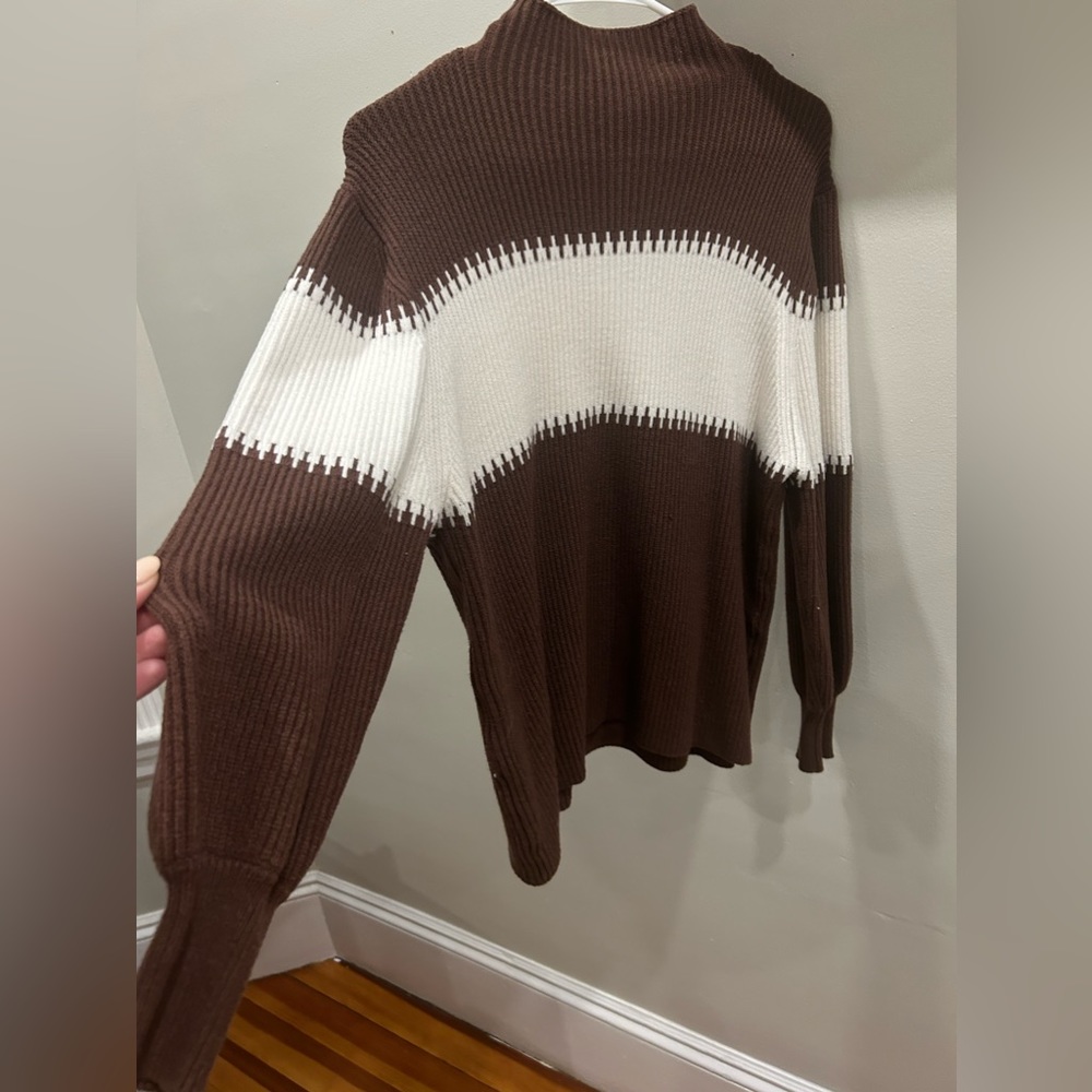 Sweater - Picture 2 of 2